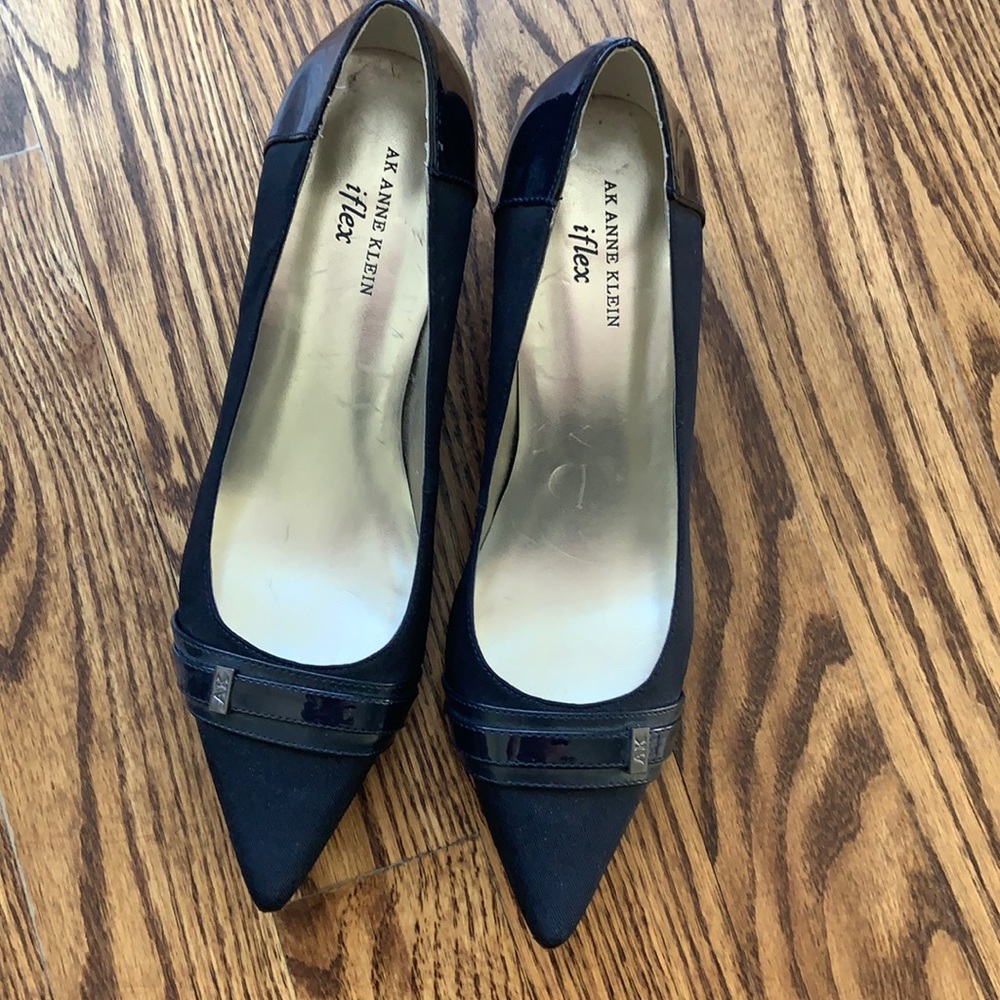 Anne Klein iflex Midnight Blue Pumps